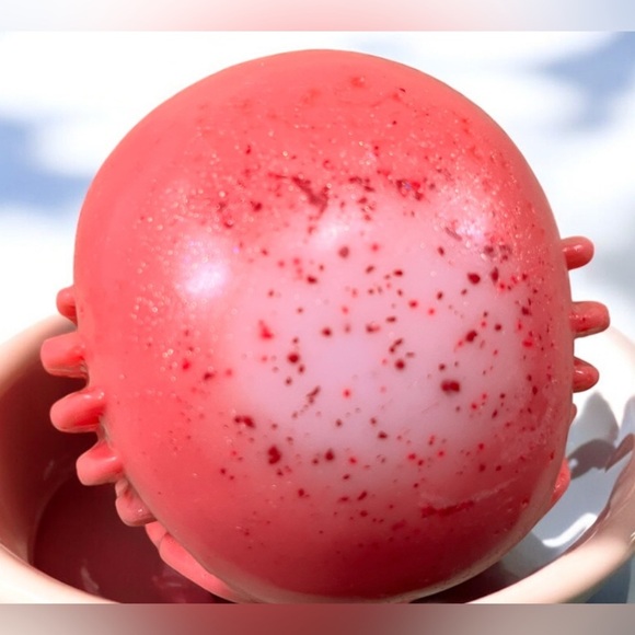 Cherry XL Skull soap handmade 5x4in 13oz shea butter & goat milk 100% plant base - Picture 3 of 3